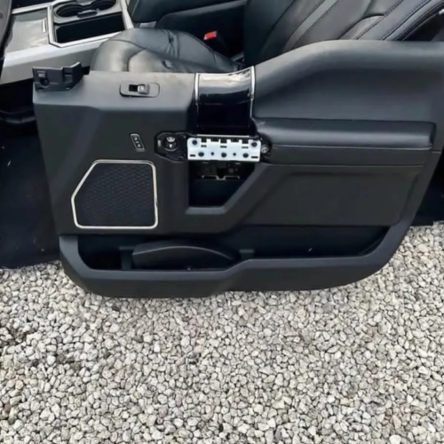2020 ford f 250 platinum interior for sale 5 850x719 (1)